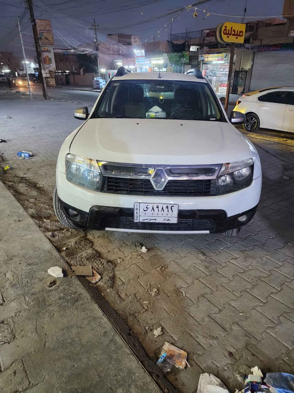 السلام عليكم رينو داستر 2013كير شاده جديد مكينه مامفتوحه صدر جديد شاشه كامره تخم تاير جديد سياره بدون صبغ وبدون تبديل فقط بارد جاملع امامي وتكحيل هلال جاملغ خلفي رقم بغداد مكانهه بغداد جديدة سعر 75وبيهه مجال اتصال ***********
