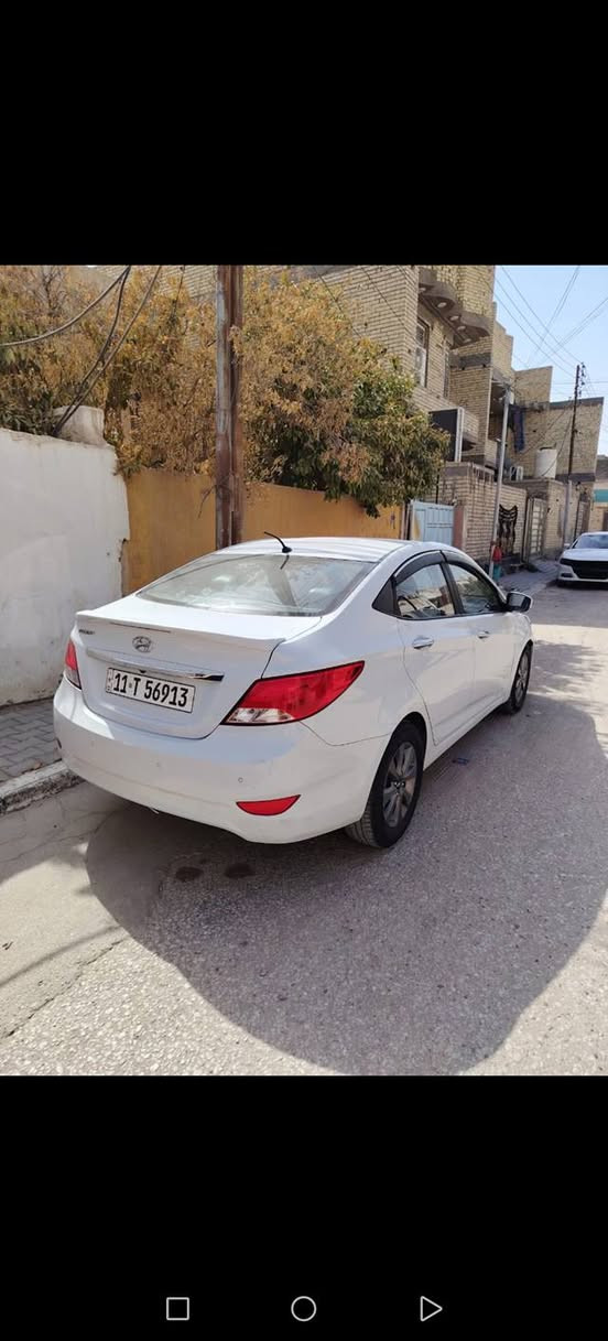 السلام عليكم 
هونداي اكسنت 2018 
وارد كوري مكينه 1600GDi
السياره فول مواصفات عدا الفتحه 
شاشه وكامره  وحساسات خلفيه 
اشاير بالمري ومري شفط 
كشنات جلد دوشمه جلد ابواب جلد بلادي
تدفئه بالكشنات وتدفئه بالاستيرن
تحكم استيرن جهتين -- وبل كب
السيارة بيها بنيد وجاملغ مبدلات وجاملغ بي بارد وصبغ لغد
السونار مرفق بالمنشور الرجاء التاكد من السونار قبل الاتصال 
رقم بغداد دولي ب اسمي 
السياره ماشيه 90 كيلو متر
السعر95 وبيها مجال بسيط
العنوان كربلاء للتواصل *********** يوجد واتساب كربلاء, العراق
