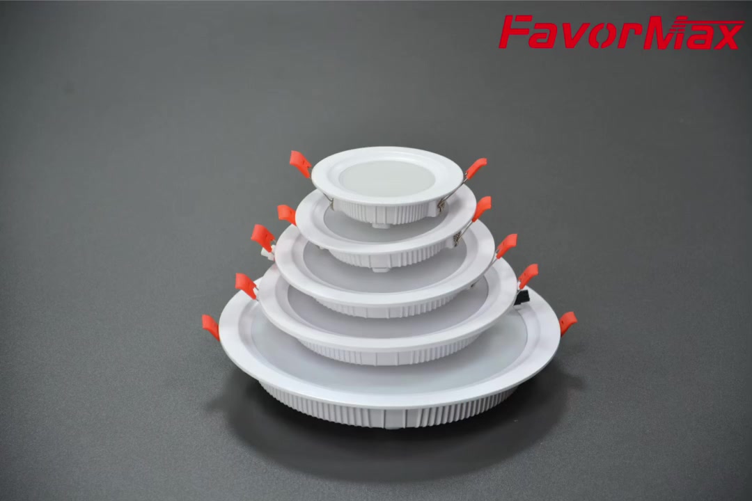 Down light. 9w 12w 15w 24w 36w 
One color -3color-4CCT 
Welcome to your inquiry dear


**إذا كنت صاحب هذا الإعلان وتريد حذفه لأي سبب، رجاءا أرسل رسالة إلى الدعم الفني**