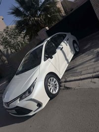 كورولا 2020 بانزين اصلي ياباني خليجي فطيم فول فتحه مكينه ٢٠٠٠ داخل جلد...