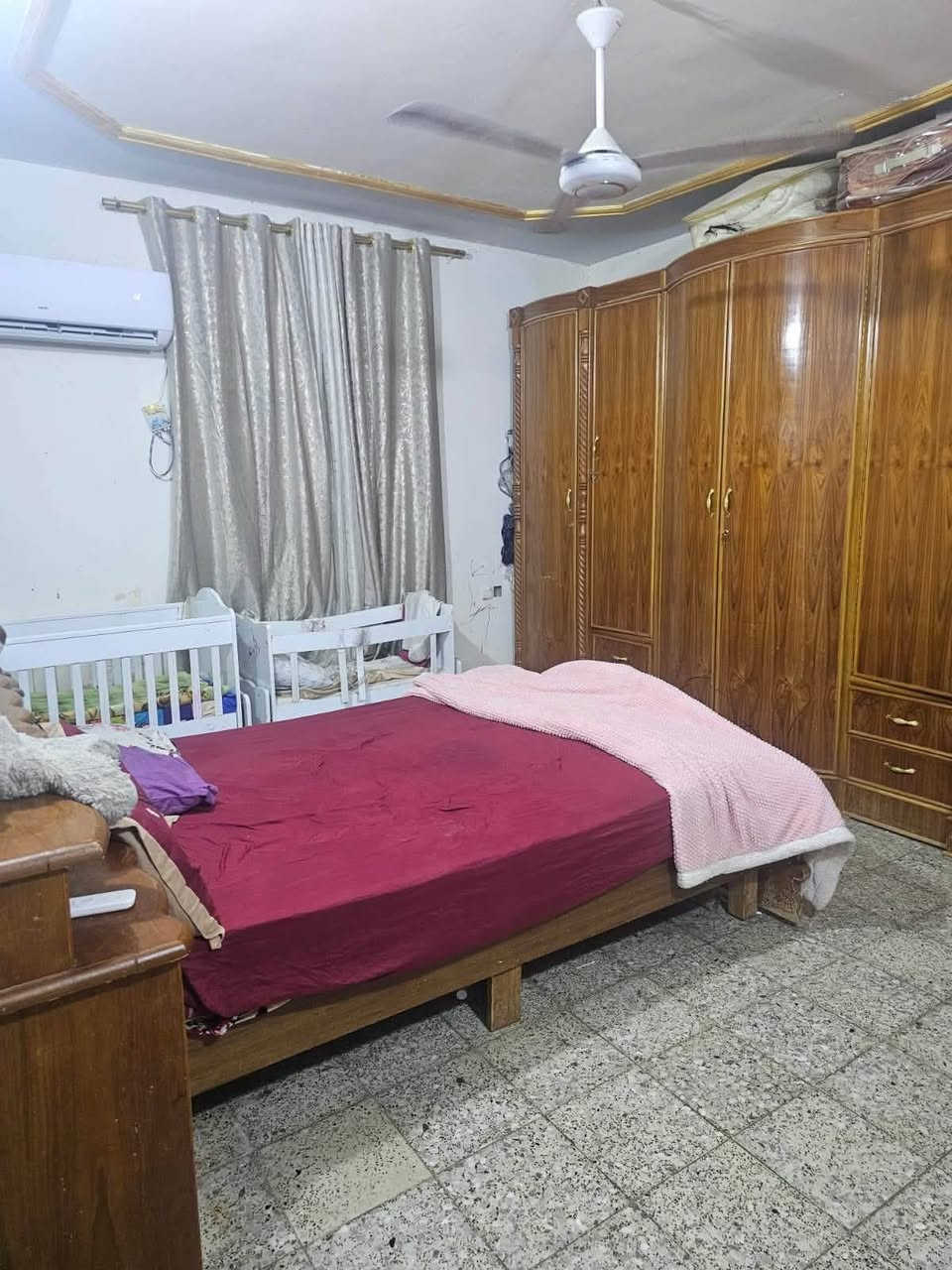 بيت للبيع 150 متر ب70 مليون وبيه مجال بسيط  ..... ***********
