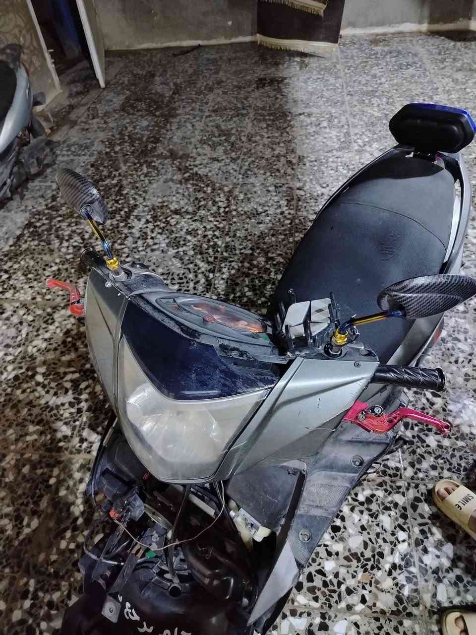 سلام عليكم 
دراجه جي تي ار موديل 2014
دراجه خير من الله شوفت عينكم گلب وخذ 
ملاحضه: (كفر لامامي موجود) 
سعر 500وبيه مجال 
غير متواجد نت (***********)
