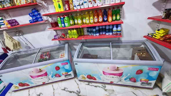 عارضات عموديه 4 +بطحيه ثنين كلهن تحت الضمان بعدنهن تركي أصلي شرط الكتلوك +سفينه 3 متر جديده مكانهن البصره المعقل للاستفسار ***********
