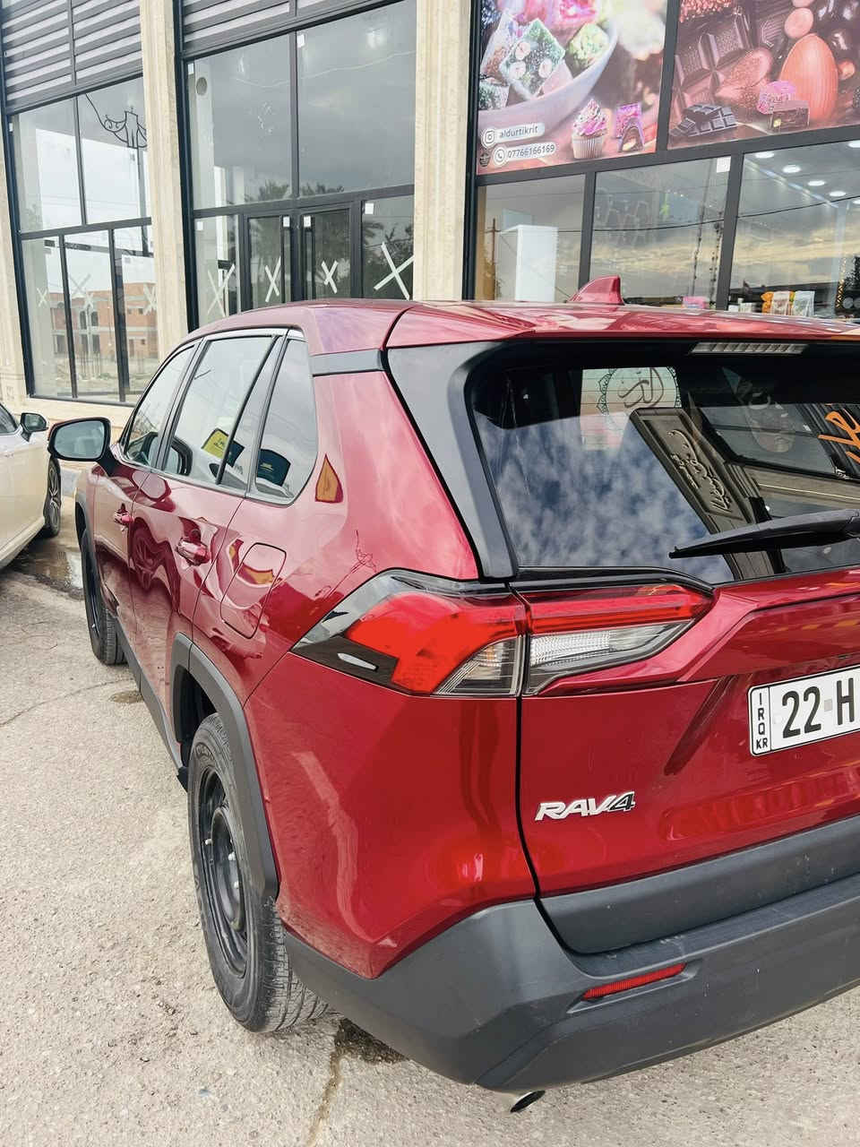 السلام عليكم .. 
راف فور 2022  Le للبيع 
حادث جداً بسيط جاملغ يسار فقط و موجوده صورته بالمنشور 
ماشيه ١٤٣ k رقم اربيل الجديد و سنويه لل ٢٠٢٨ 
مواصفات ال Le معروفه اشاير مري رادار امامي هاند بريك كهربائي حساس خلفي شاشه جبيره تحكمات ستيرن وبعد بيها هواي مواصفات 
سياره جديده ونظيفه حيل 
كير و محرك و صدر و تايرات كلشي بيها مكفول 

السعر  /    235 $ وبيها مجال بسيط 

مكان السياره صلاح الدين تكريت 

***********

‭٠٧٧٧ ٠٥٨ ٥٤٥٦‬
