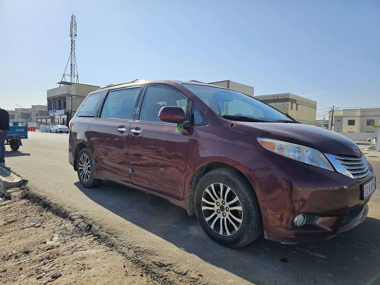 سلام عليكم حبايب
سياره سينا 
موديل 2014
مواصفات فول 
فتحه بيبات كهربائيّ صندك شفط
حداديا جديد 
تايرات جديد 
هزه جديد سنويه جديده 
سياره مكلوبه مصبوغ عام
كير مكينه شرط 
سياره مابيها اي نقص  
ماتصرف عليها دينار 
سعره 120 بيها مجال 
اي استفسار على ارقام التالية 
***********
0750320395
