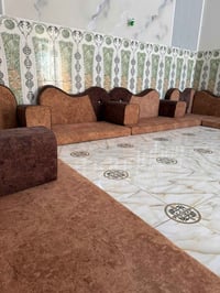 ديوان • نضيف • قابل للتفاوض