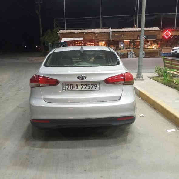 السلام عليكم كيافورتي 2017سيارة جاهزة كيرمحرك تبريد صدر تخم تاير سيارة جاهزة مناقصهه برغي شغل واطلع وين ميعجبك بيهه صبغ جاملغ امامي نصه وبنيد نصه وقبق جنطه حادثهه من امريكا السعر115للتصال***********بيع اومراوس بغداد
