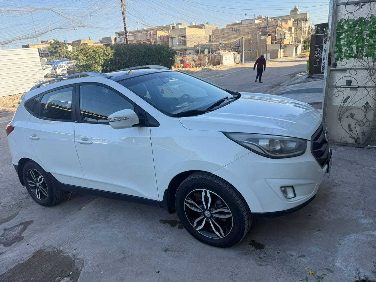 توسان 2011
بونراما 
كفاله عامه 
تحديث بجم 2014 
السعر 134 بيه مجال 
مكان بغداد
***********
