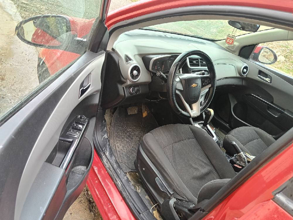 ئەڤیۆ ٢٠١٩ ***********بێ ڕەقەم علوج  ساغ  ٤٨ گەڵا. .
گێڕو مەکینە بەشەرت.  
 ١٢٥ هەزار ڕۆشتووە
سوکان ڤۆلیۆم  
حاسەی تایە 
حاسەی پشتەوە 
.  گێڕ ئۆتۆ ماتیک و عادی 
 تەبرید ساردو گەرم مەزبوت. 
  سلێمانی. السليمانية, العراق
