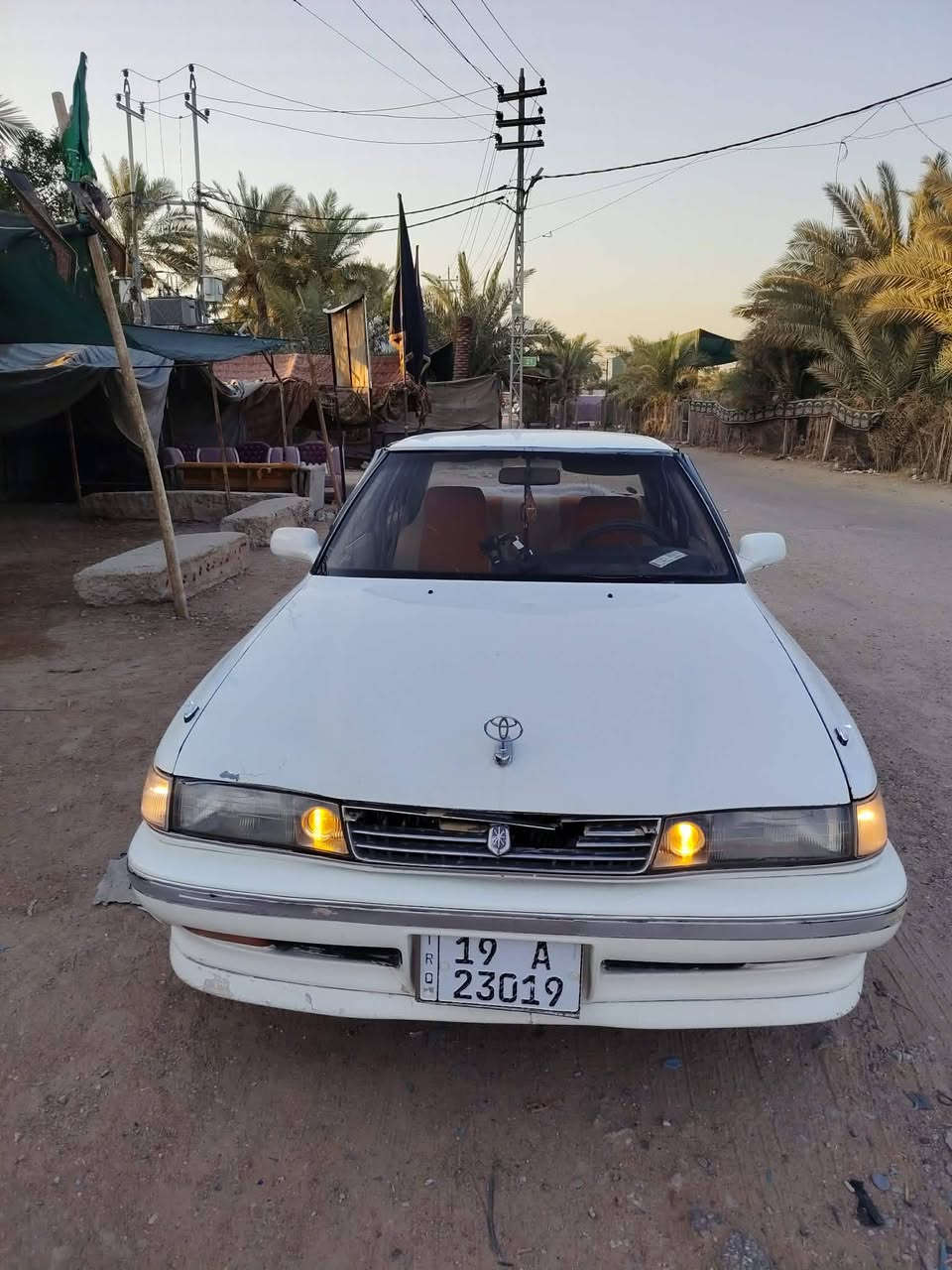 مارك موديل 91
كفاله السياره من الكص ولعيب الشرعي
بيه طخه اصغيه بل جاملغ الخلفي 
سعر 40
وبيه مجال حك الجيه 
مكلف بل نشر
***********
