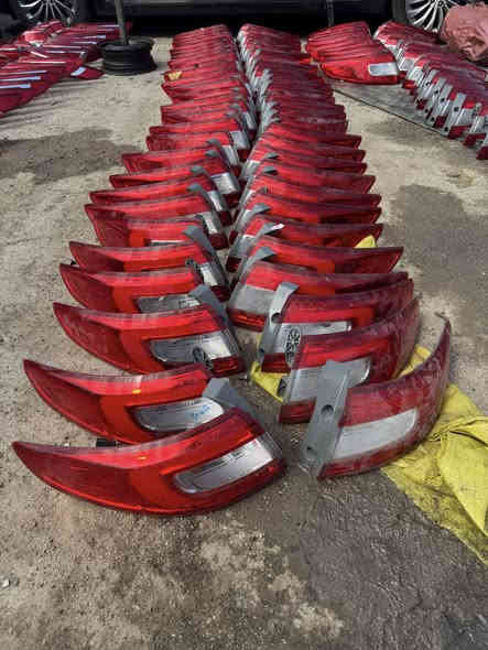 سلام عليكم يوجد بكلايت فلاوانس لد فوول يم مجمع وائل البديري جمله +مفرد
***********
***********
