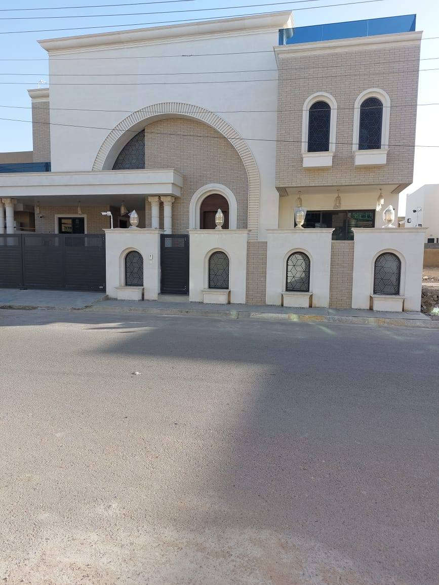 كادر ابوهبة المرمرجي لتغليف الواجهات 
 تغليف واجهه لجميع انواع الحجر 
طريقتة العمل الحام وسيم لنحاس والخبط الاسمنت
#بادارة_ابوهبة
للتواصل على الارقام التاليه
***********
***********
***********
