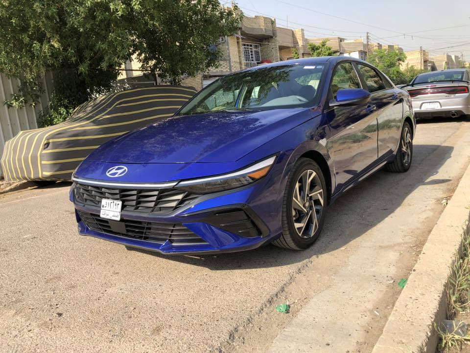 سلام عليكم للبيع النترا وارد امريكي موديل 2025 دخول جديد بدون رقم منفيست بسمي موصفات فول شحن موبايل وايرليس فتحه سقف ردار ثنين امامي وخلفي ثنين تتفئ كشنات دشبول 24 لون موصفات الفول معروفه حادث السيارة تبديل بنيد وبارد بل جاملغ لايسر السيارة قطعه وحده بدون ايرباك السعر 155 وبيه مجال مكاني بغداد حي الجهاد رقمي ***********
