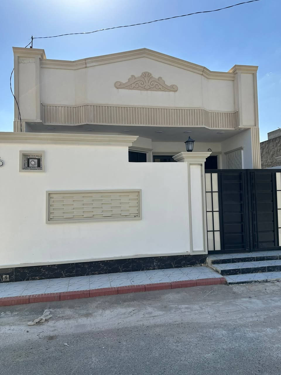 ((بسم الله الرحمن الرحيم))
🏡     🏘      🏚 

#بيت_للبيع         

🔴في الجغيفي ثانيه

✅المساحة :150
 
مكون من 2 غرف نوم
 صالات2
ومطبخ 
واستقبال 
حمام عدد2
مناور عدد 2

 🛣 الشارع 🛣🛤 : 10

🗒📑⚖️ نوع الملك : طابو زراعي صرف علمن عند الشراء تدخل مباشرتا بل سند المشترك الطابو لصرف الازراعي

💸💰 السعر  💰💸: 115🔴وبي مجال

للاستفسار : مراجعة 
🥇 مكتب الدليمي 🥇
🩸📍العنوان الجغيفي _نهايت سياج المقبرة على السايد الايمن.                         
                                     
            📱📲  للاتصال :  ميثم*********** 📞☎️

#عقارات_الفلوجة #عقار_للبيع #عقارات_الانبار #عقارات_العراق  #العقار #عقار
#العقار_للبيع #للبيع #بيع #بيت #بيوت #قطعة #قطع
#ارض #

