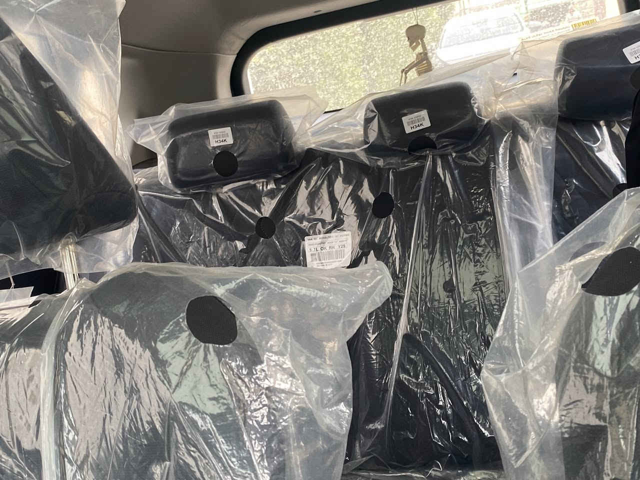 كورلا كروس موديل 24 كفاله عامه فول مواصفات ماشيه 17 الف زيرو 4 كامرات محيطيه فول  سعر 182 وبي مجال ***********
