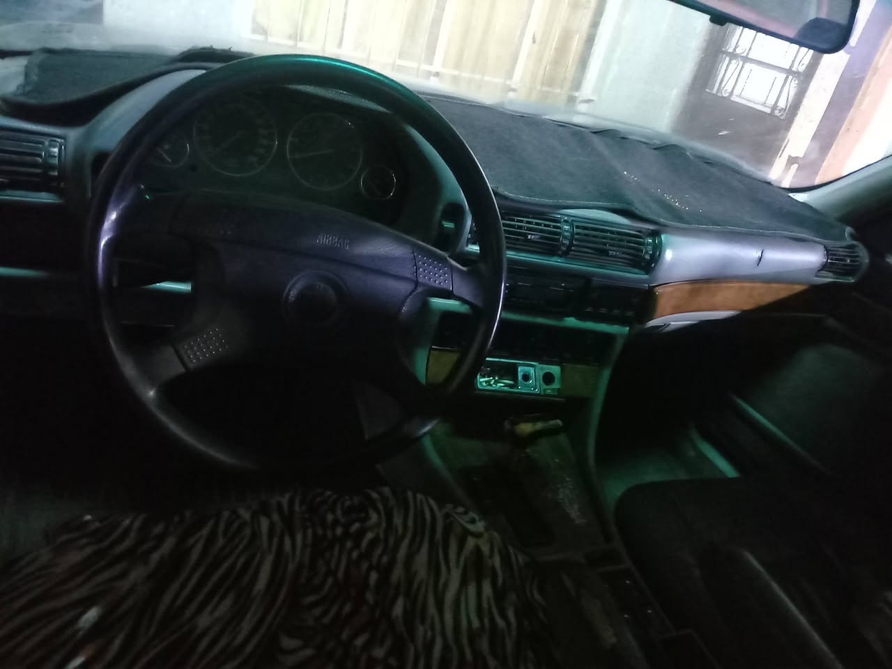 بي ام735 البيع سعر 37 وبيه مجال بس بيه خربطه بل كير سياره نضيفه وكاعده بكان سياره تاجي راقم ***********
