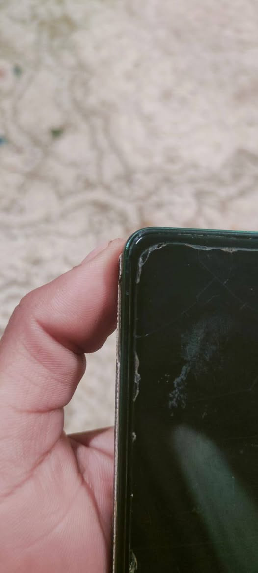 سلام عليكم جهاز تكنو بوفا 6 برو ذاكرة 256 رام 12+12 بدون غراض
. بي بس هاي الكسرة بلشاصي يم الاصبع وباقي الكسور بلزكة
للمراوس بايفون وانطي فرق.


**إذا كنت صاحب هذا الإعلان وتريد حذفه لأي سبب، رجاءا أرسل رسالة إلى الدعم الفني**