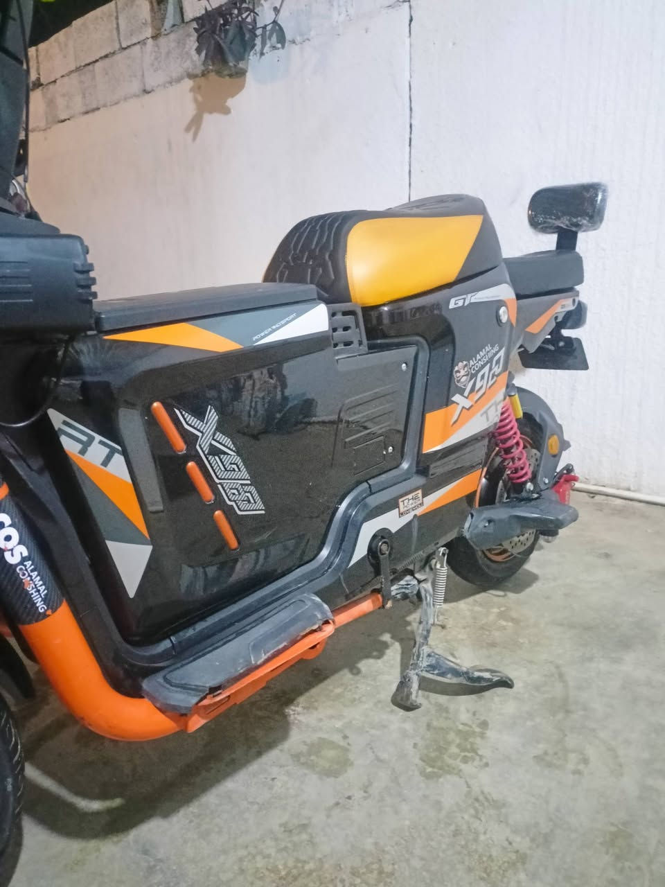 السلام عليكم 
باسكيل شحن X900 للبيع او(مراوس اب ار 9 او ار 7 او ار 11) نضيف سرعته 109 موديل 25 كهربائيات كله شغال بل شرط السعر 400 وبي مجال عنواني كركوك راس دوميز


**إذا كنت صاحب هذا الإعلان وتريد حذفه لأي سبب، رجاءا أرسل رسالة إلى الدعم الفني**