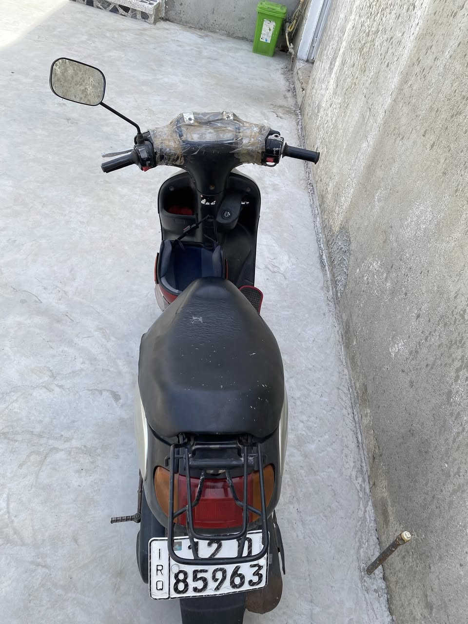 للبيع السعر مليون ماناقصه شي بس باتري كلو شغال 
مكان حي المامون عندي وكاله عامه شرط التحويل ***********
***********
