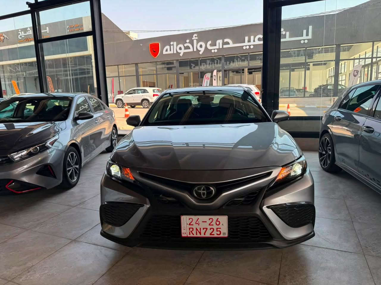 كامري SE 2024 ماشية 49ميل لون سلفر
جاملغ خلفي معجون وباب جنب جاملغ خلفي رش بدون دواخل بريك فقط سعر 190 لي استفسار *********** عنوان شارع براوي معارض جديده
