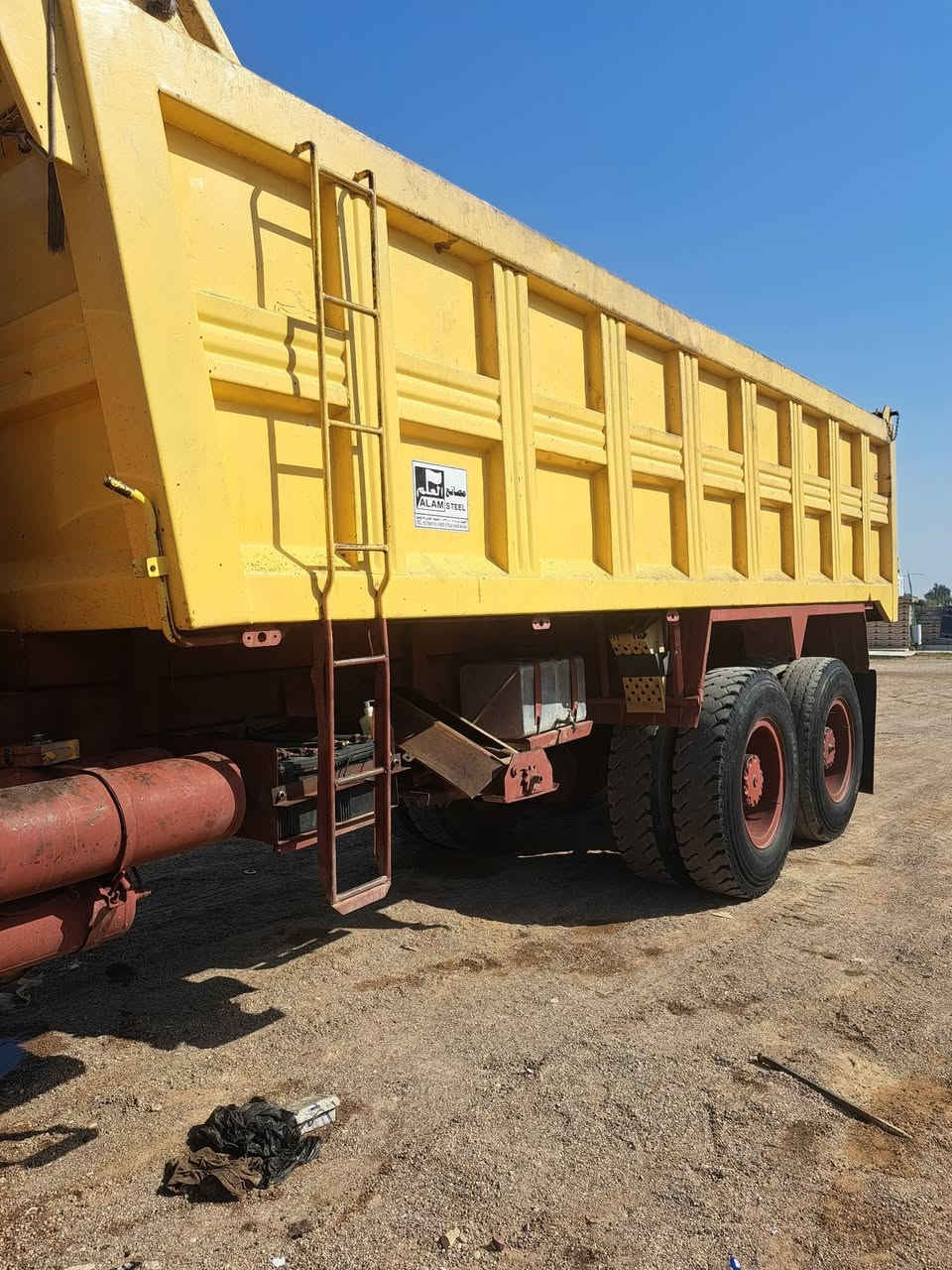 سلام عليكم اقجم اللبيع موديل  82  ابلاديه ***********
***********
