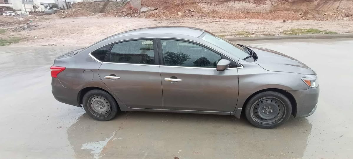 سێنترا مۆدێل 2016 مەکینە گەورە مواسەفات خلیسک و سپۆڕت وئیکۆ گێڕ و مەکینە بەشەرت چەمالەغی پێشەوە و بۆنیت و نیو درگای دوای سەکنی بۆیاخە سەنەوی بەسەر چووە  جوابی کۆمێنت و چات نادەمەوە
ژم:*********** السليمانية, العراق
