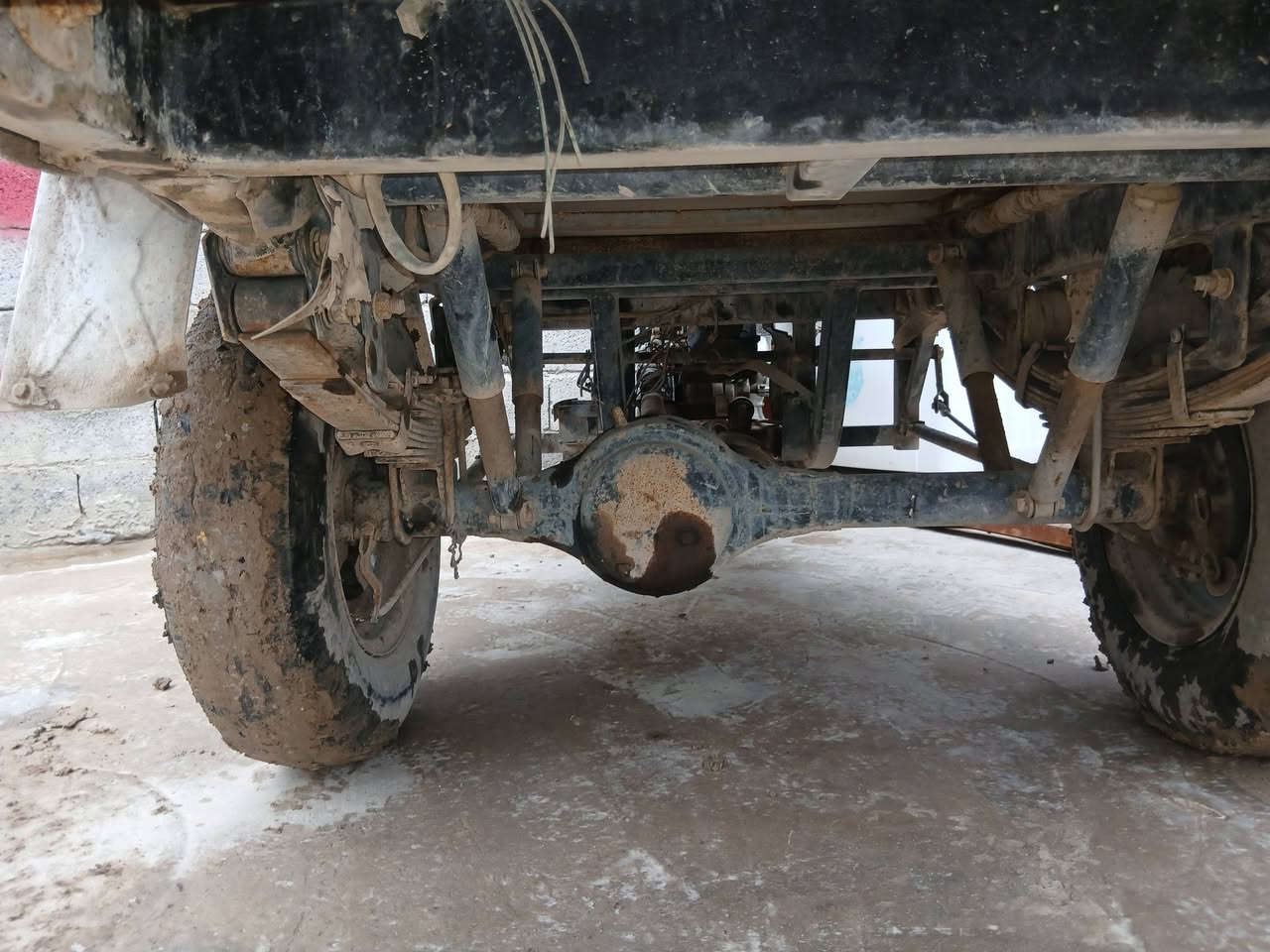 *********** ستوته ام طير للبيع مديل ١٩ سعر ٦٥٠ بيها مجال حك جيه محرك مكفول نشاط فول بلاديه كلها
مكان لمفرك سعر
