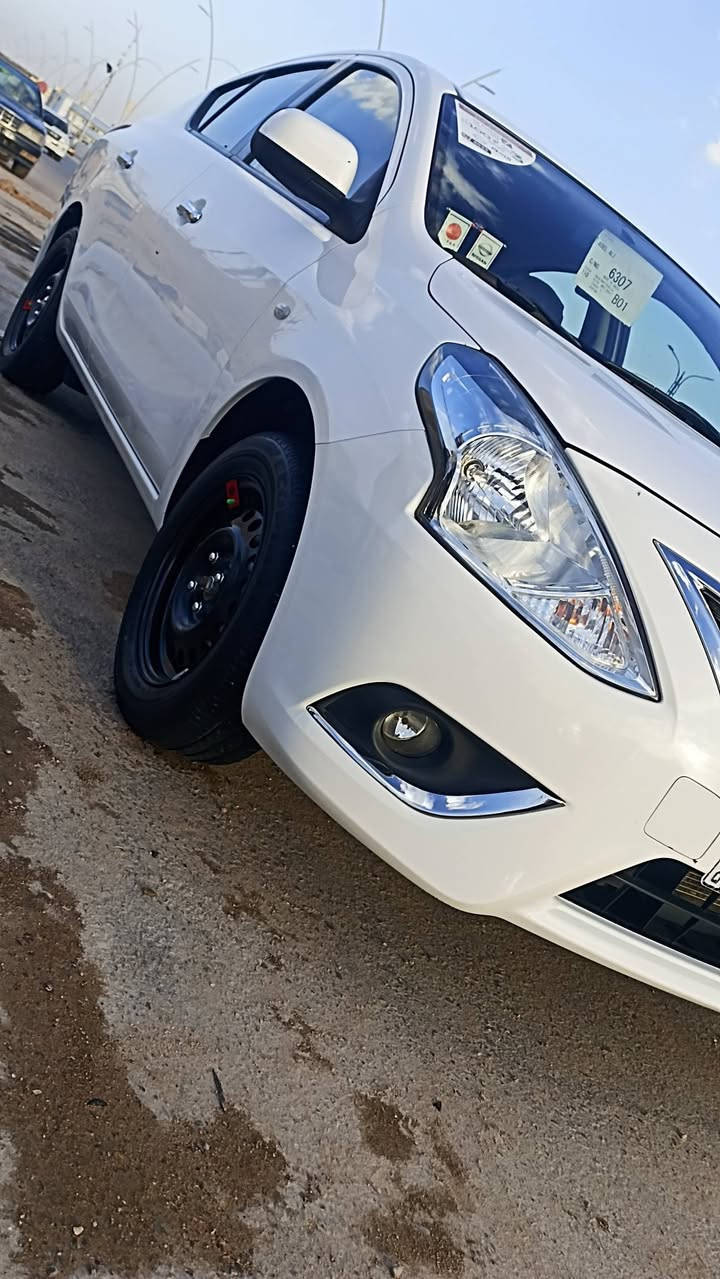 سلام عليكم نيسان سني 2024 رقم بغداد اقصاد مباشر ماشي 22الف مكفوله راعيه بلكوفه سياره بلبصره سعر 118قفل هاتف ***********
