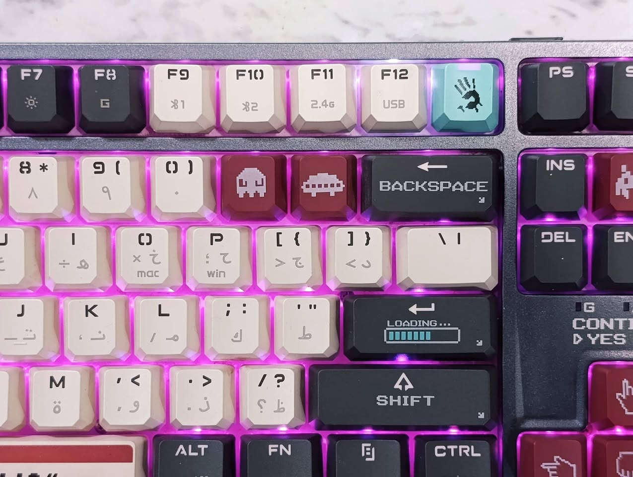 Bloody WS87 Multi-mode connection
غني عن التعريف وحش بلودي واير وايرلس وبلوتوث 
ريد سويج كامل ملحقات مال بالة وحسب علمي مو مستخدم جديد 
65 الف فقط 
خاص او واتس ***********
