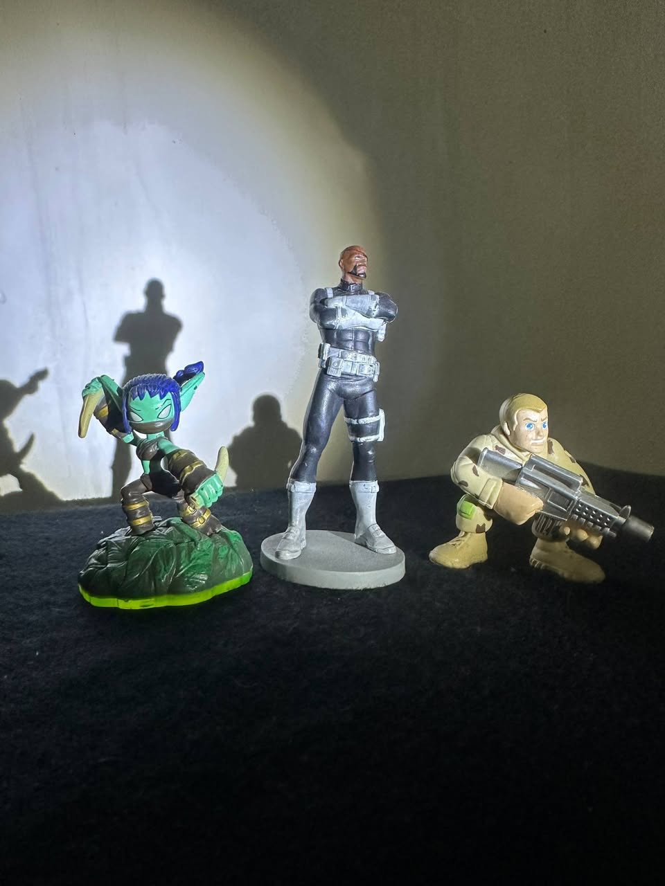 مجسمات متنوعة كوالتي ممتاز
جميع القطع بدل 91 الف 80 الف دينار 
القطعة الواحدة الف 7 دينار 
توصل جميع المحافظات 5 الف دينار


**إذا كنت صاحب هذا الإعلان وتريد حذفه لأي سبب، رجاءا أرسل رسالة إلى الدعم الفني**