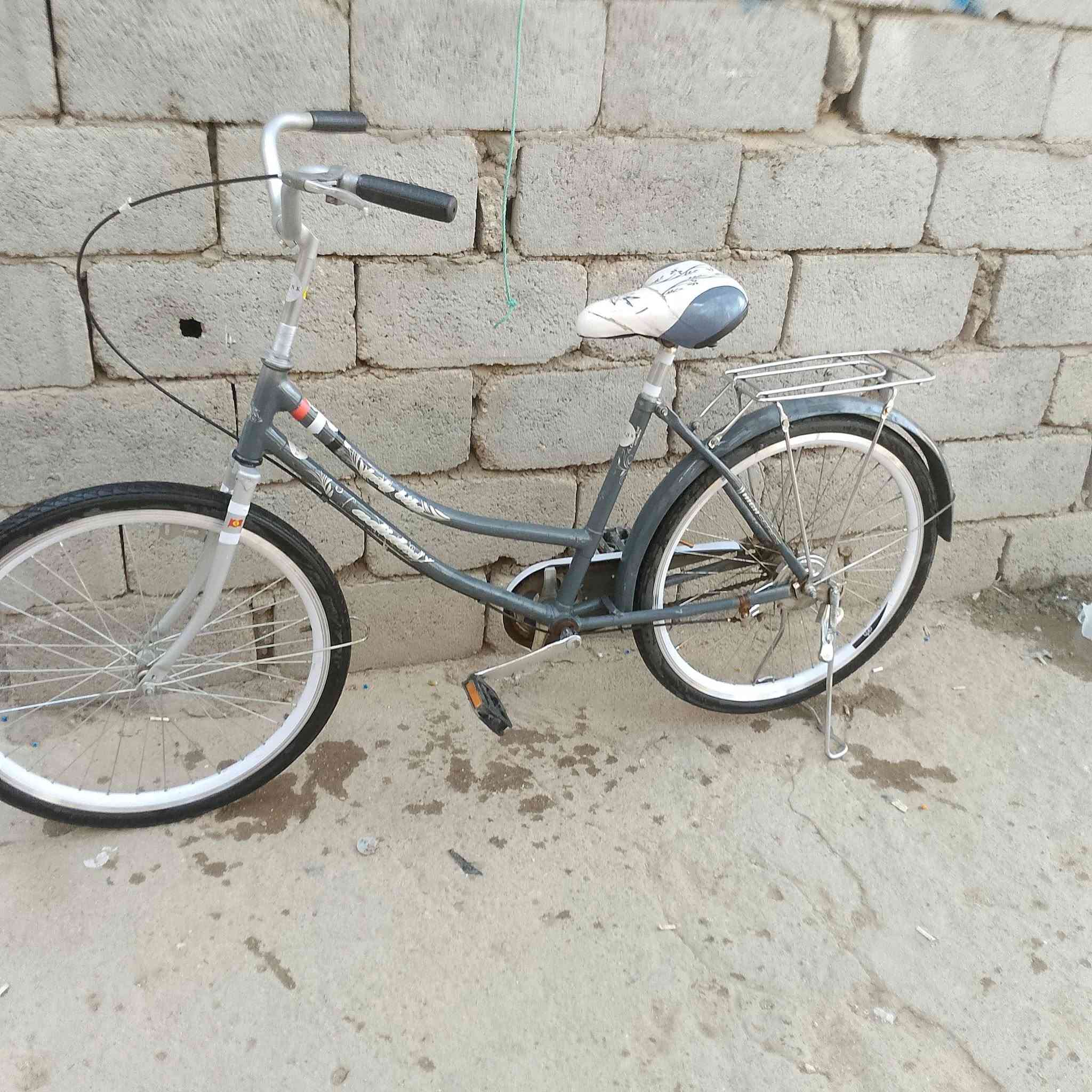 السلام عليكم بايسكل للبيع السعر 65 بمجال مكان ناصريه بسومر م مركز


**إذا كنت صاحب هذا الإعلان وتريد حذفه لأي سبب، رجاءا أرسل رسالة إلى الدعم الفني**