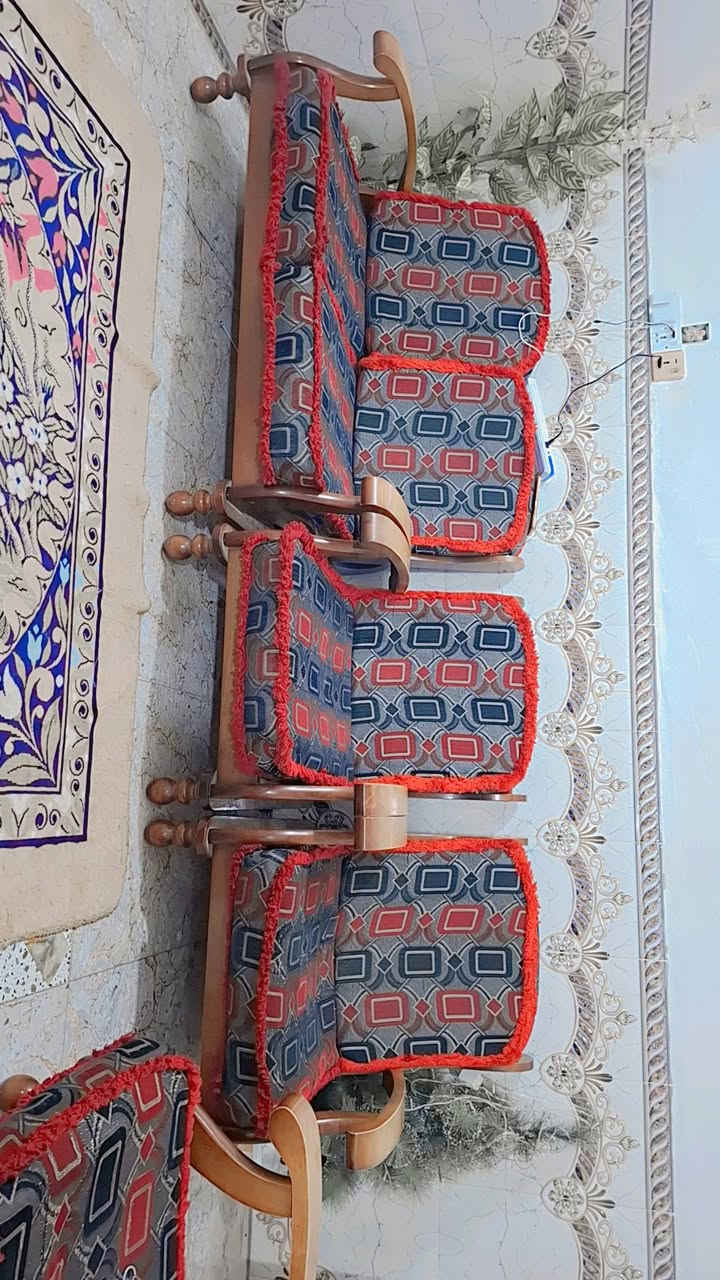 تخم عد ٢. صاله واستقبال جرابي عدد ٤ ٢ اكبار ٢اصغار من عمر ١٠ إلى ٢٠ اسعارهن مناسبة بعد اكو سبالات ٢ غساله ملابس مناسبه مكيف ٢ طن جديد مستخدم كم شهر فقط


**إذا كنت صاحب هذا الإعلان وتريد حذفه لأي سبب، رجاءا أرسل رسالة إلى الدعم الفني**