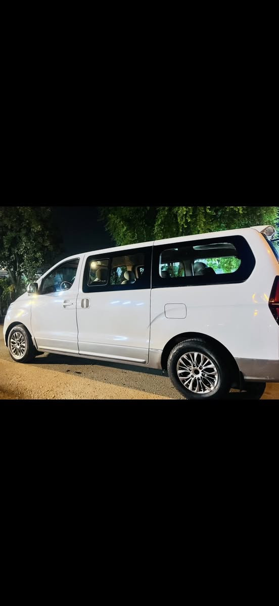 سلام عليكم ستاركس للبيع 2019 مفتوح 
رقم بغداد مكفوله سيارة نضيفه مابيه حادث 
ماشيه ٢٩٧ ألف مشي حقيقي مكينه بيه خيط تبخير 
للستفسار هاذ رقمي ***********
