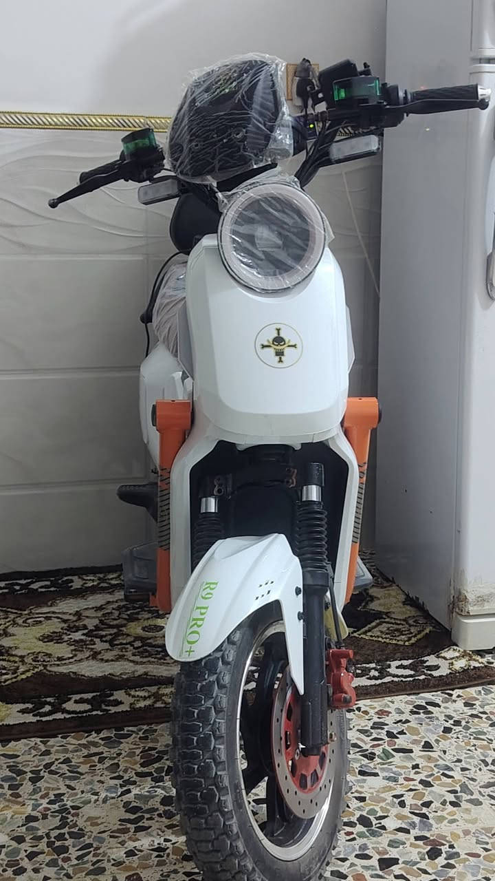 دراجه شحن للبيع سعر 800 قفل اللي يريد يراسلني راح اخلي رقمي العنوان النجف ***********
