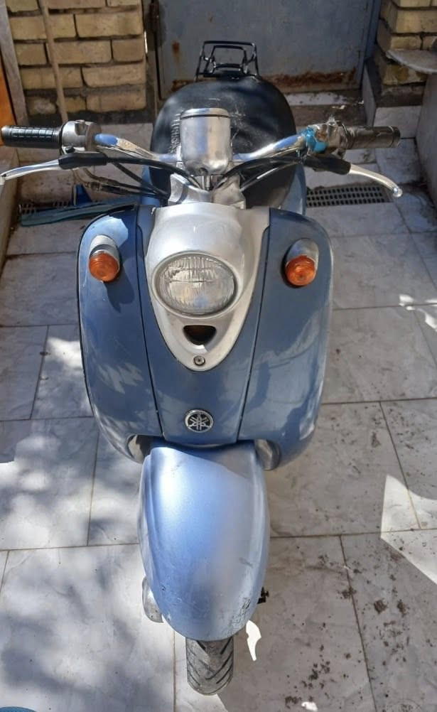 سلام عليكم دراجه عبد حليم  دراجه كلشي شغال بيه مابيه اي نقص سلف هندر كله شغال كفرات مالته اصليه دراجه على وضعه بلادي مابيه اي شي سعر خاص تواصل فقط رقم ***********
