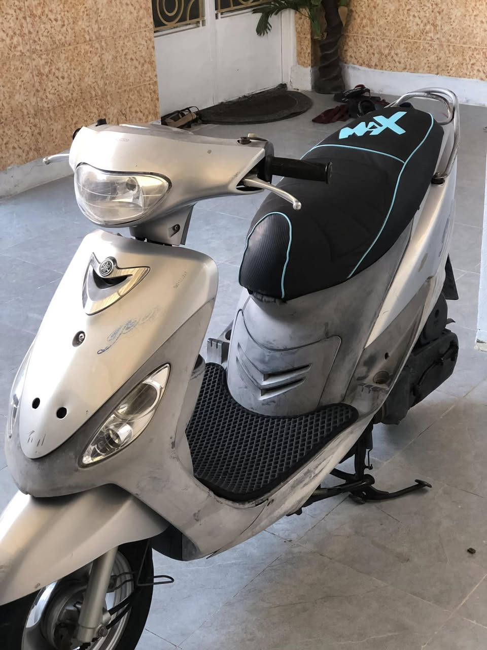 للبيع مال حاويه مامفتوحه بيه برغي ختم واحد عل فحص اتصال ***********
