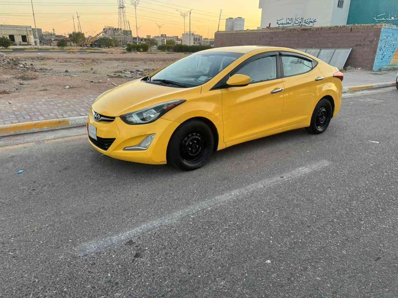 السلام عليكم النترا  السعر 103موديل 2015 محرك 1800دوش سياره وارد امريكي حادث باب فقط من جهة الصدر  والباقي كفاله عامه تبريد مكينه كير حداديه تخم  تاير سياره مابيها اي ضربه فقط الباب ***********
