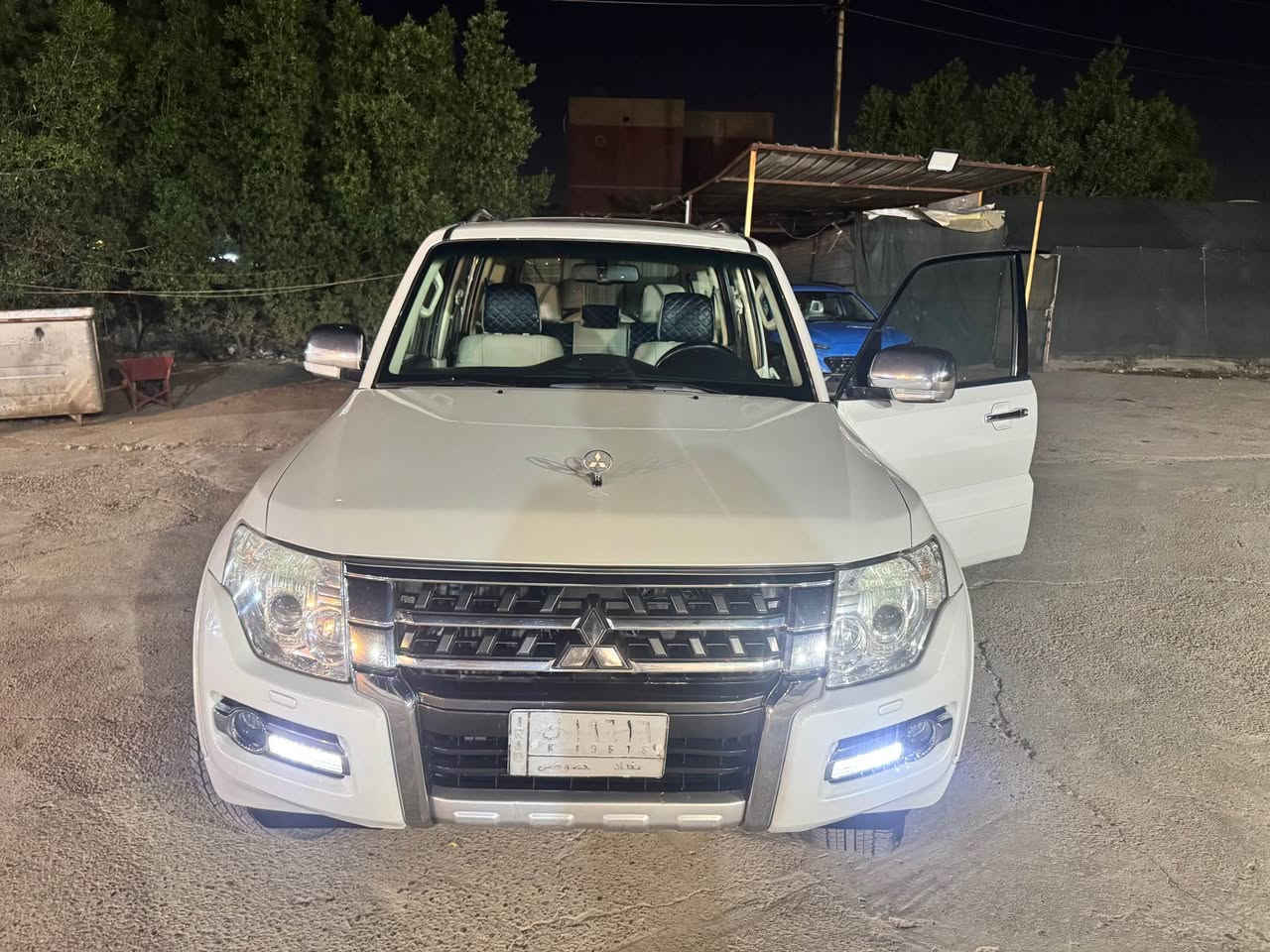 سلام عليكم

باجيرو ٢٠١٦ فول مواصفات حبتور مكفوله من الصبغ والبارد والرصعات

سبير منازل سياره جديده كلش

ماشيه ١٢٥ كيلو

مكان سياره بياع حي السلام حي صدام سابقا

*********** بغداد, العراق

