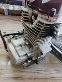 أريد ازرب بسوك زراب كلهن عله ٥ ماعدا المكينه ب٢٥ نقصه بس فلاوين والقبق...