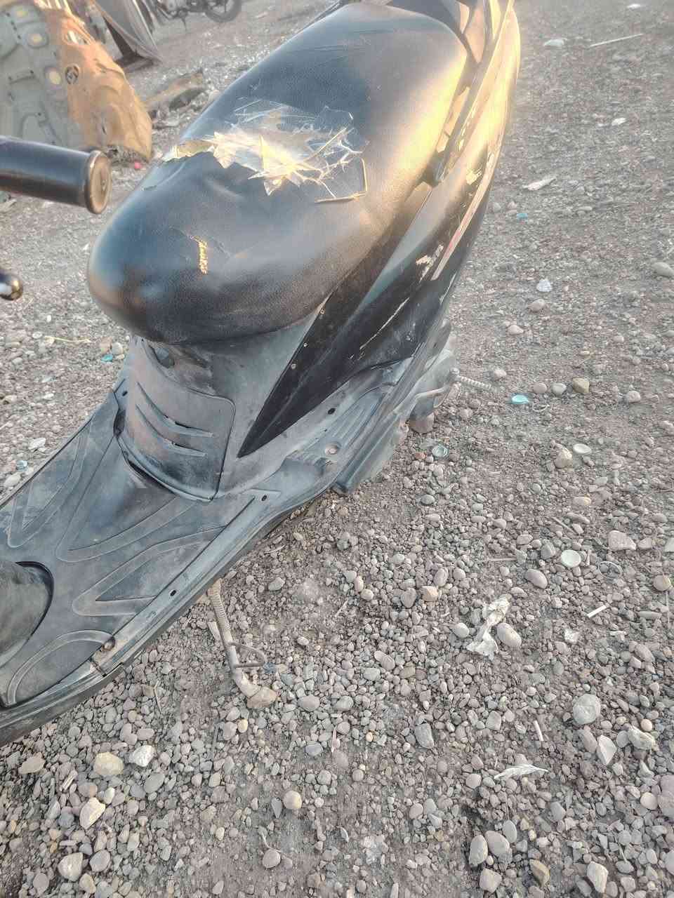 السلام عليكم
دراجه ماكس 140 للبيع دراجه كله شغاله سلف هندر كهربائيات مكينه ناعمه كفر بلادي قفل ستيرن قفل جنطه قفل جكمجه كله شغال دراجه كيج سرعه وكيج بانزين شغال دراجه جانت قبل متروكه السعر 275 وبيه مجال للشراي بيه نقوصات بسيطه مكاني سلاميات ***********.
