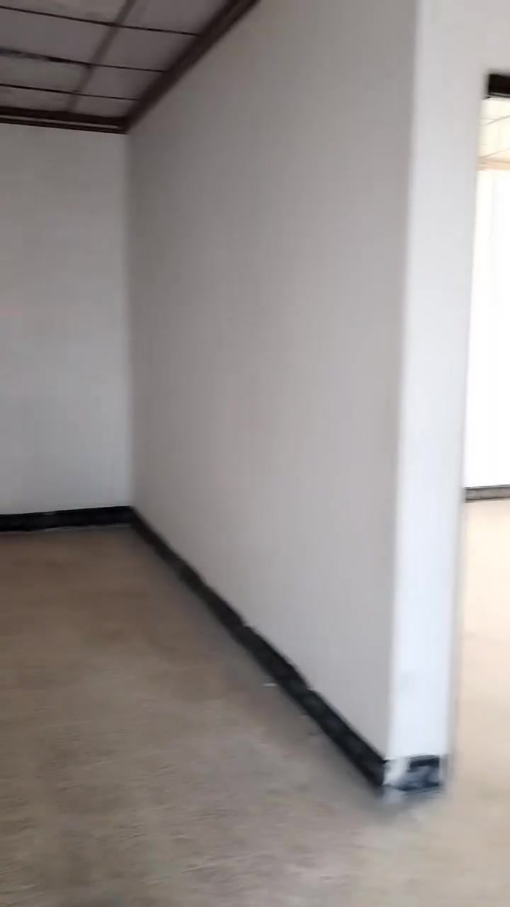 شقة لايجار طابق ثالث في حي جامعة  قرب مسبح الابراج  متكونه من غرفتين وصاله ومطبخ وحمام
كورك :***********
اسيا :***********
شقة لايجار طابق ثالث في حي جامعة  قرب مسبح الابراج  متكونه من غرفتين وصاله ومطبخ وحمام  اللي يريد يسأل عن الشقة يتصل على الرقم فقط
