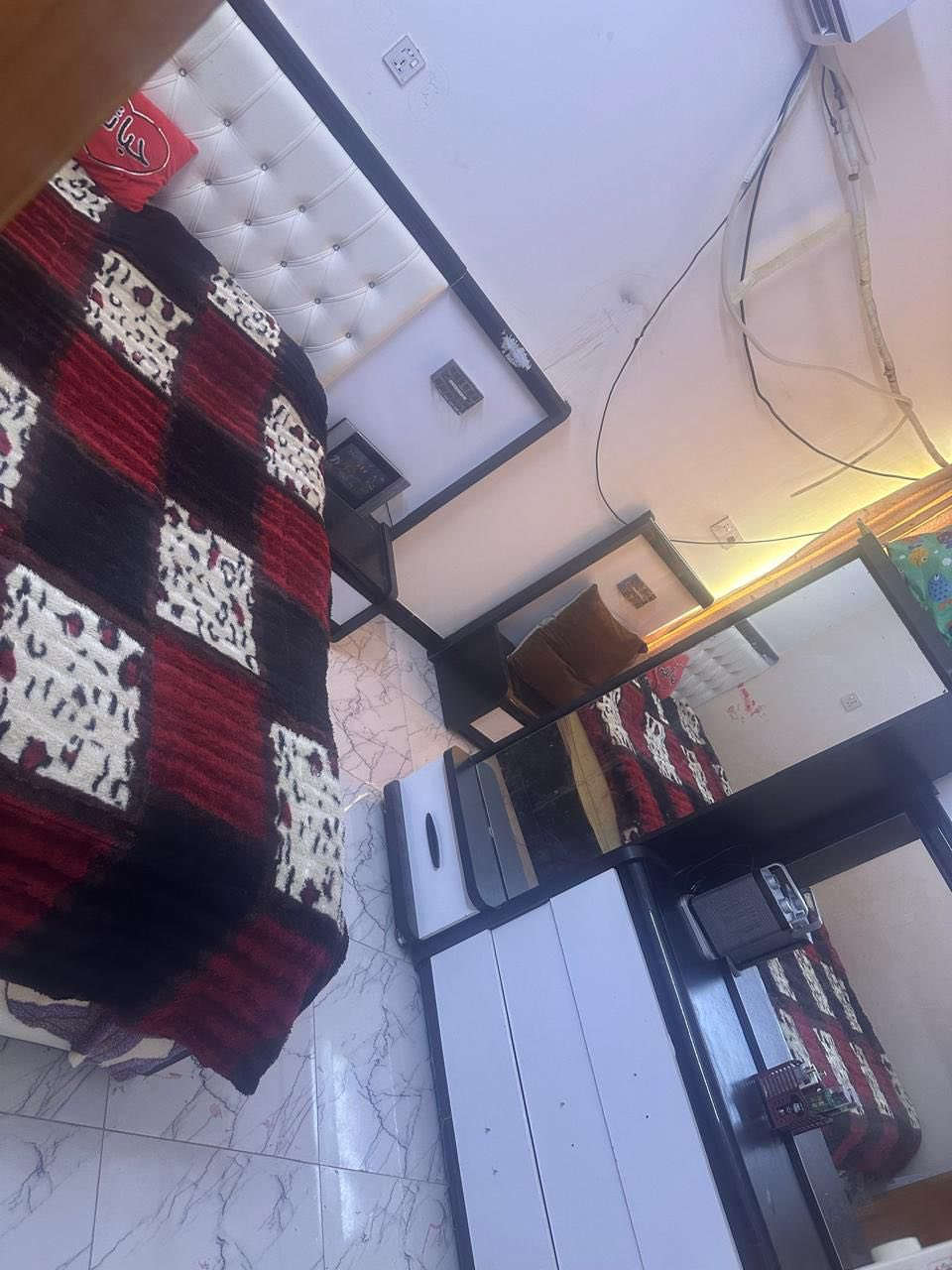 السلام عليكم مشتمل 50م وجه 5 نزال 10 
سند 25 ملك صرف زراعي  يحتوي على 2 غرف نوم 
أستقبال + مطبخ + خدمات 

الموقع / كميره مقابل جزيره بغداد السياحيه 
البيت بدايه منطقه وقريب عل شارع الرئيسي

السعر : 70 مليون وبي مجال

للأستفسار : *********** نزار الطائي 

#الرقم بي واتساب
