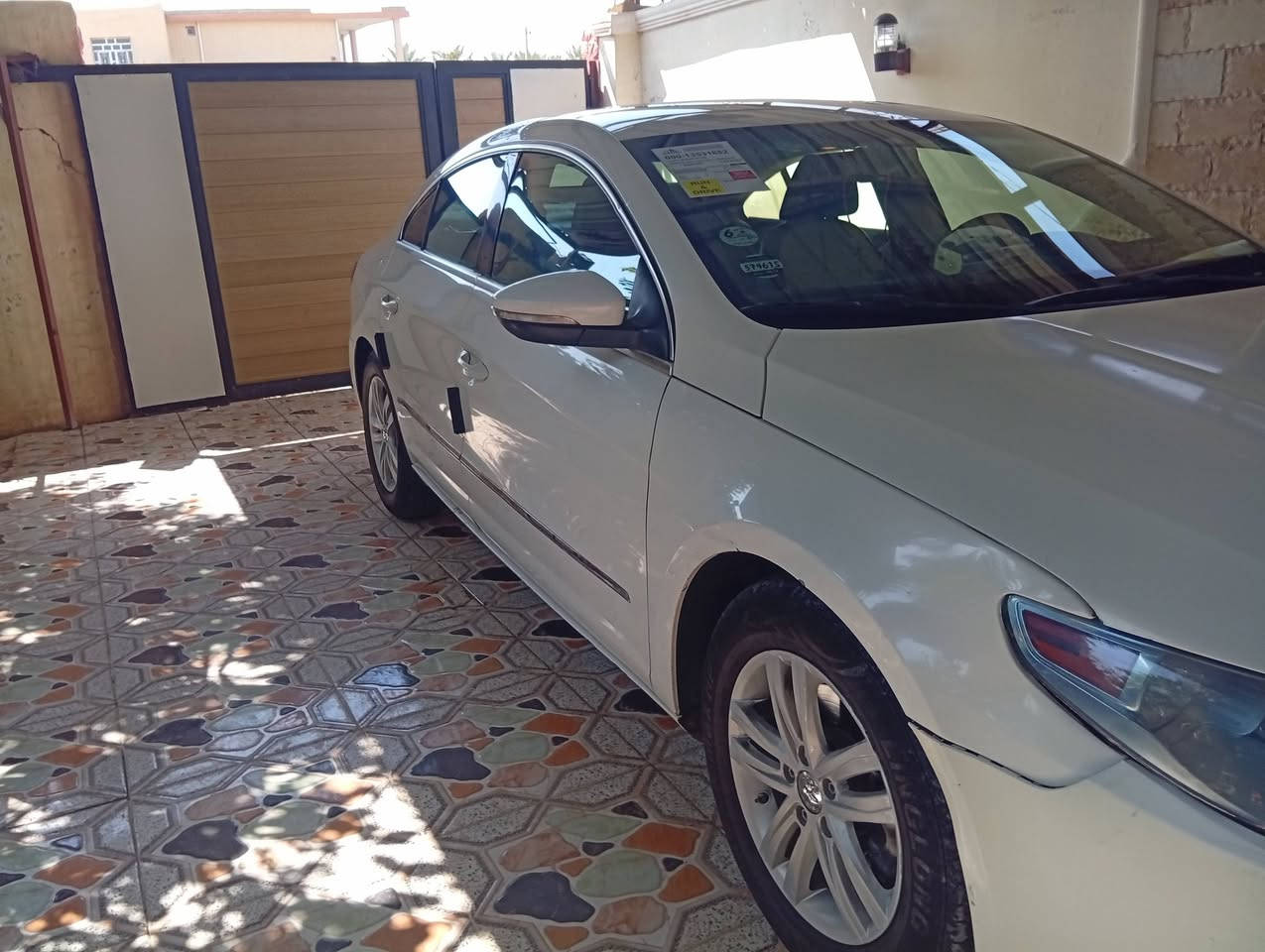 سياره فوكسواكن باسات ccموديل 2012بأسمي رقم نكليزي تحويل ثاني يوم كامل المواصفات وارد  امريكي قطعتين السعر 85بيه مجال بسيط ***********
