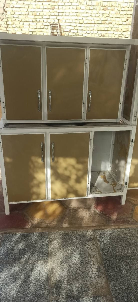 كاونتر نضيف ومرتب 
للبيع السعر 300وبي مجال مستعجل علئ بيعه


**إذا كنت صاحب هذا الإعلان وتريد حذفه لأي سبب، رجاءا أرسل رسالة إلى الدعم الفني**