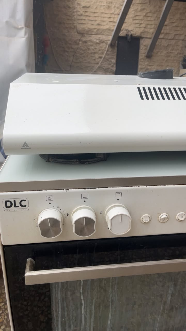 طباخ ايطالي سطح بلازمه شغال بس متروك يحتاجلهم تنظيف للعيون شافطه كلش نظيفه شغاله ماركه الحافظ الطباخ جداحه ونظام سيفتي حمايه تسرب الغاز بي مكان دوره الاثورين سعرهم ثنينهم ٢٢٥


**إذا كنت صاحب هذا الإعلان وتريد حذفه لأي سبب، رجاءا أرسل رسالة إلى الدعم الفني**