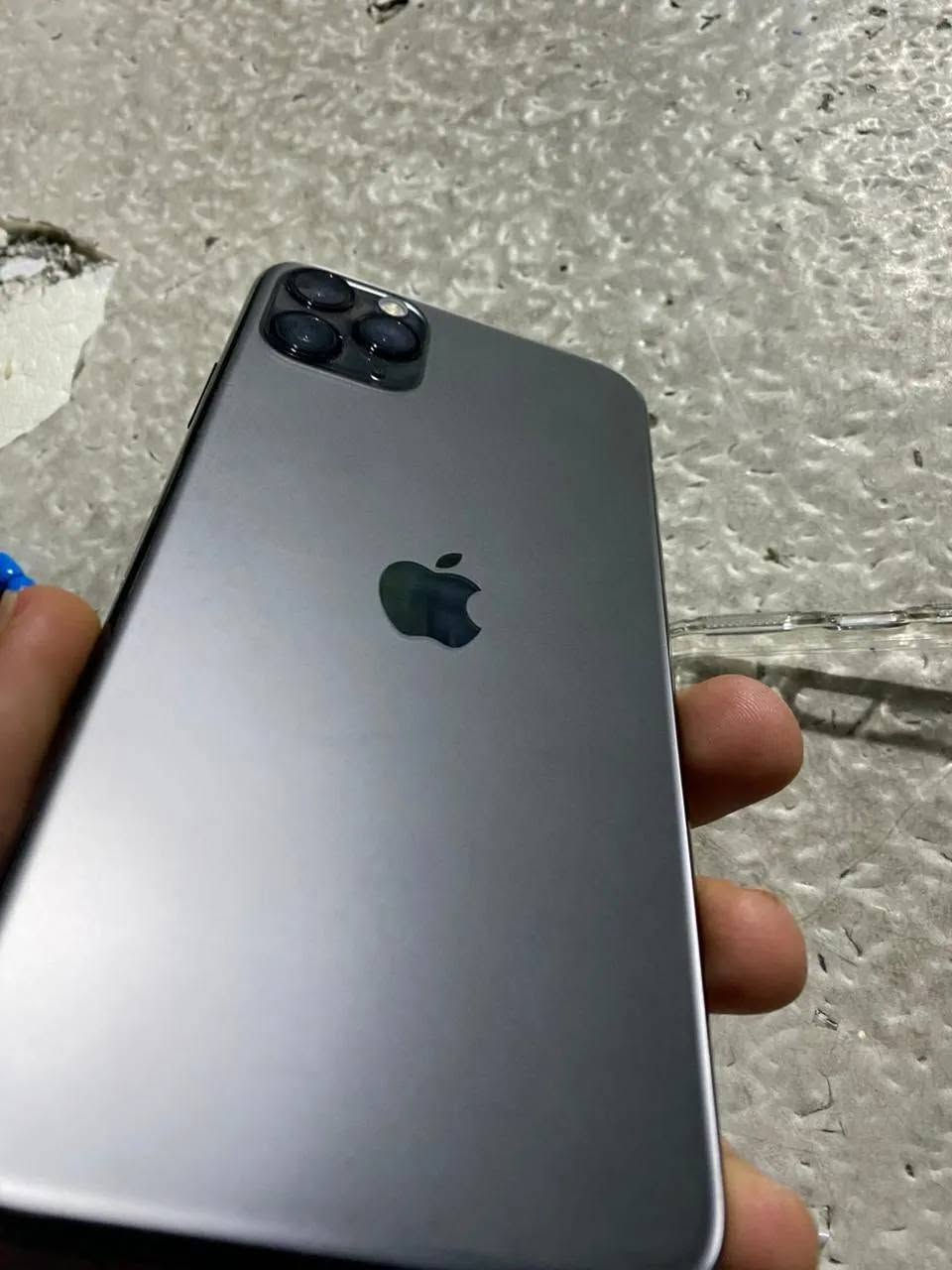 سىلام عليكم ايفون ١١ برو ماكس
جهاز نظيف كلش وكله شغال نت اتصال سماعات 
مبدل فقط شاشه فيس ايدي واكف 
ويا كراتونته وكفرات 
ذاكرة ٢٥٦ 
بطارية ٧٢٪ بلاد
السعر ٢٢٥ 
بغداد العبيدي ‏‪***********‬‏
