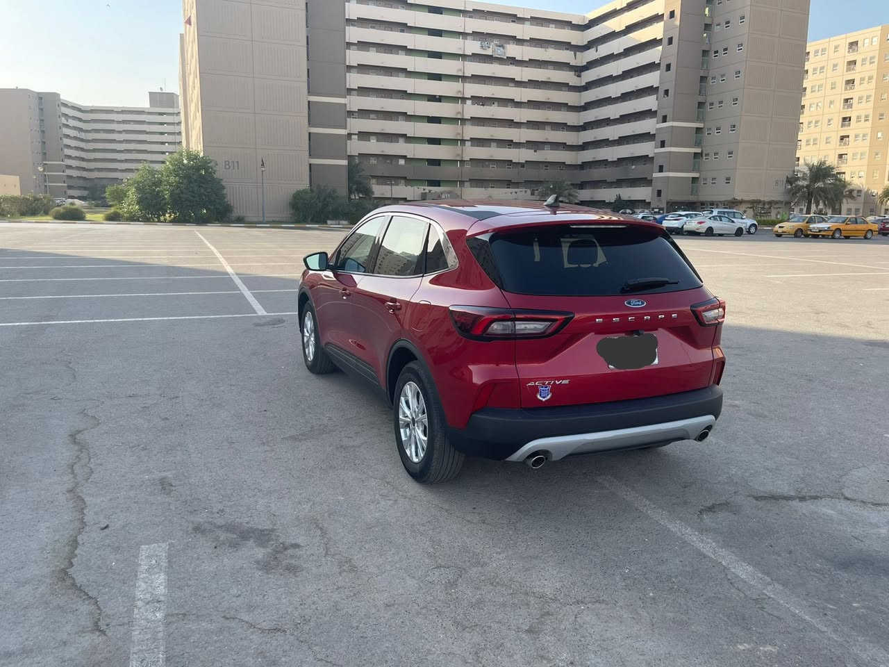 السلام عليكم فورد سكيب شكل الجديد حادثها موضح بالصور سيارة فئة اكتيڤ رادار 360 نضام هولد اتو ستوب اربع انضمة قيادة شاشة دجيتل ملونا كلش هواي بيها مواصفات
رقم بغداد الجديد
ماشية 11 الف 
لايت زنون بلادي 
موديل 23
صندوق كهرباء 
محرك 1500 
كشنات كهرباء
قيادة ذاتية
سيارة كلش نضيفة مال جني
مانع تصادم
الاتصال على الرقم 
***********
