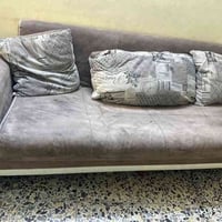 تخم قنفات تركي ماركه الصدف نضام سرير ومخزن 8مقاعد السعر 300بي مجال مع ...