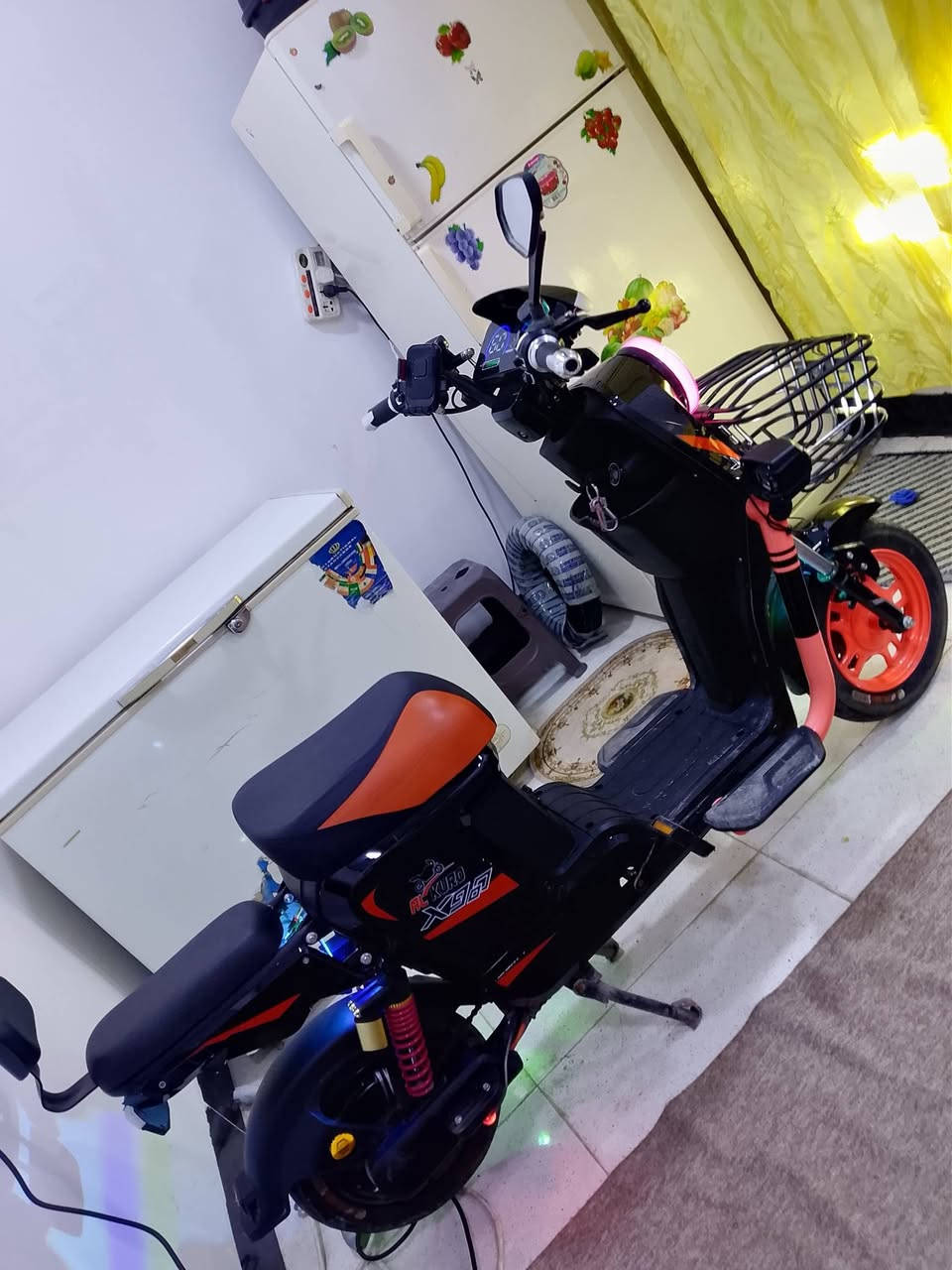 سلام عليكم للبيع مطور شحن نضيف تخذو ماتصرف علينو ربع مطور اخو الجديد السعر500بي مجال استفسار عل رقم ***********
