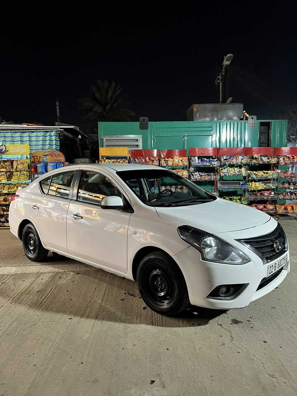 السلام عليكم
نيسان صني للبيع فقط 

موديل 2020 هندي بليتة زركة 

رقم اربيل السيارة باسمي ، هزة وسنوية جديدة 

كير ومكينة مكفولة والسيارة جاهزة 

السيارة اعلى مواصفات بموديلهة وموضحة بالصور 

الجاملغ الامامي فقط صبغ باقي السيارة كلهة كفالة 

السعر 109 وبيهة مجال بسيط 

مكاني بغداد - العامرية 
للاستفسار الاتصال على الهاتف او واتساب 
***********
